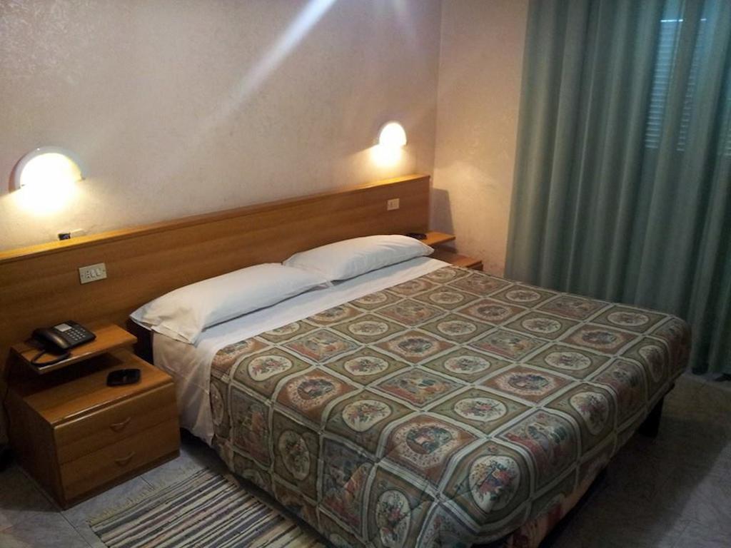 Hotel Acapulco Milano Rom bilde